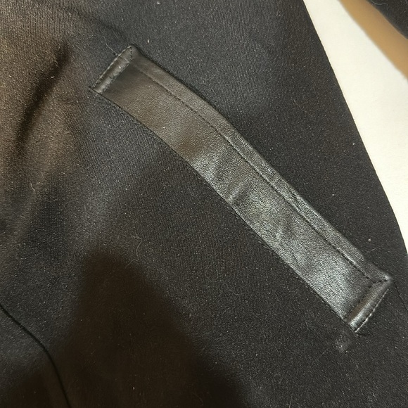 Vintage Pronti Polyester and Leather jacket from the 80’s.  Needs dry cleaning. - Picture 3 of 4